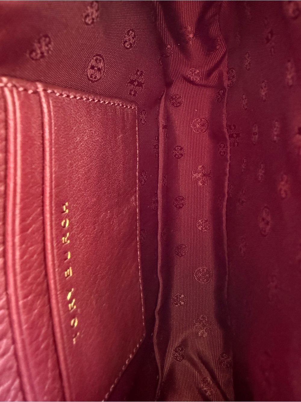 Tory Burch Burgundy Leather Crossbody Bag Adjustable Strap Gold Logo - Picture 6 of 6